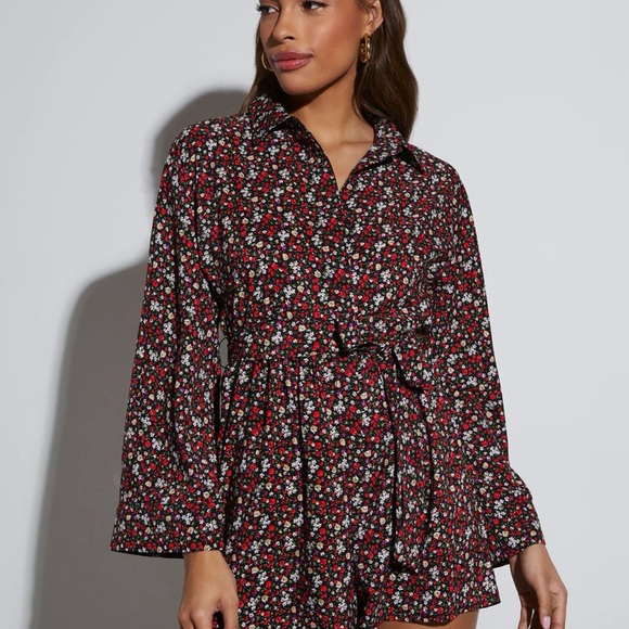 NWT  VICI Black and Red Romper - Picture 2 of 7